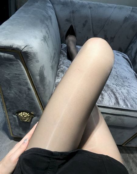 黑亚当科幻电影高清免费观看