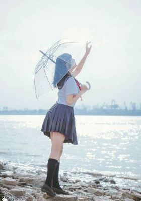 年轻胸大的阿韩国