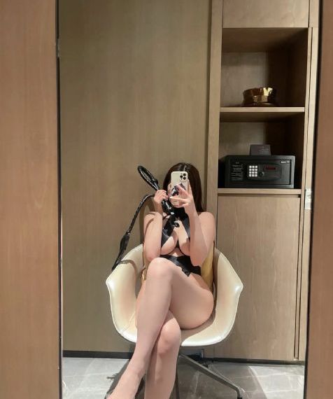 香艳哺乳期小说