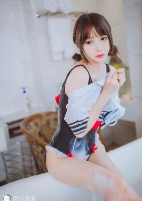 森林里的熊先生冬眠中