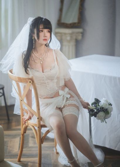 丰满的岳乱妇s级