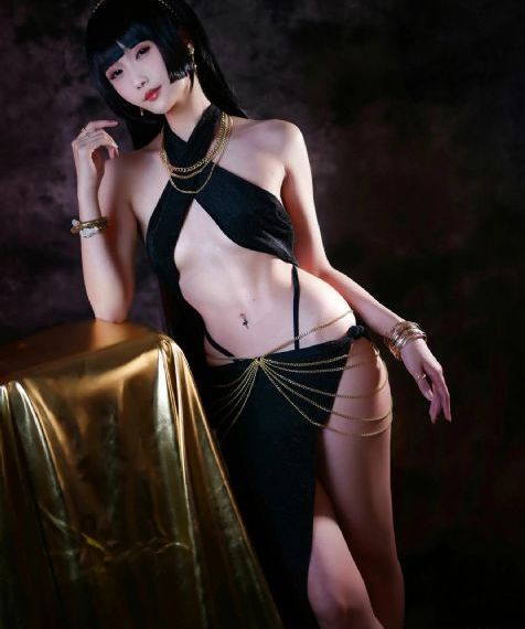 跨下新婚美妇
